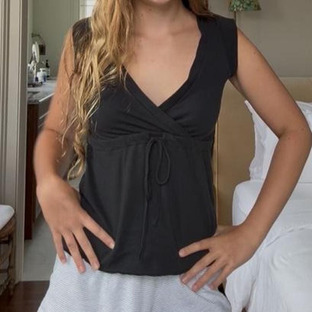 Brandy-melville Women's Black Vest - Picture 3 of 4